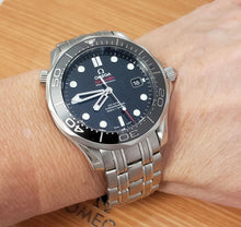 Load image into Gallery viewer, 41mm Omega Seamaster Ceramic Black Dial 300M Stainless Steel Automatic Watch
