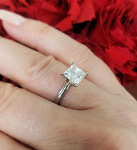 Load image into Gallery viewer, 1.55ct Princess Cut Diamond Engagement Ring in 14k White Gold (VS2/KL)
