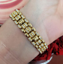 Load image into Gallery viewer, 26mm Ladies Bucherer Diamond Paradise Watch in 18k 750 Yellow Gold