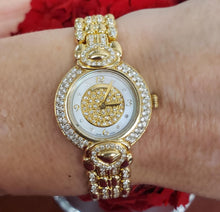 Load image into Gallery viewer, 26mm Ladies Bucherer Diamond Paradise Watch in 18k 750 Yellow Gold