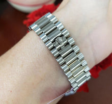 Load image into Gallery viewer, 41mm Rolex Day-Date II President Diamond Black Dial 18k Gold Fluted Bezel 218349