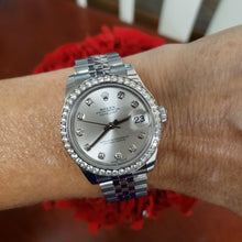 Load and play video in Gallery viewer, 31mm Ladies Midsize Rolex Datejust Steel Jubilee Diamond Quickset Auto 178384