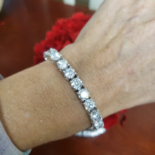 Load and play video in Gallery viewer, 26.00ct Lab Grown Round VS Diamond Tennis Bracelet in 14k White Gold