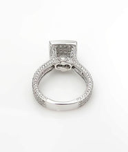 Load image into Gallery viewer, 18k White Gold Rayalty 2.00ct Princess Diamond Invisible Set Ring