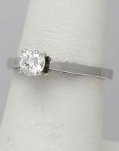 Load image into Gallery viewer, 18k White Gold Round Solitiare Tacori Semi Mount Engagement Ring