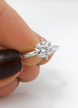 Load image into Gallery viewer, 1.00ct Round Diamond Solitiare Engagement Ring In 14k White Gold (VS2/GH)