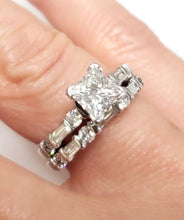 Load image into Gallery viewer, 2.00ct T.W Princess Cut Diamond Engagement Bridal Set In 14k White Gold
