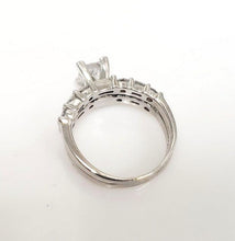 Load image into Gallery viewer, 2.00ct T.W Princess Cut Diamond Engagement Bridal Set In 14k White Gold