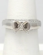 Load image into Gallery viewer, 750 18k WHITE GOLD .26ct ROUND DIAMOND FOUR PRONG ENGAGEMENT SEMI MOUNT RING
