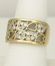 Load image into Gallery viewer, LADIES 18k YELLOW GOLD 1/3ct CUBIC ZIRCONIA FILIGREE HEART WIDE BAND
