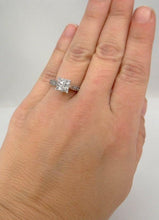 Load image into Gallery viewer, LADIES 14K WHITE GOLD 1.00ct DIAMOND INVISIBLE SET PRINCESS ENGAGEMENT RING 7
