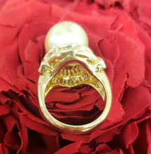 Load image into Gallery viewer, 18k Yellow Gold 13.5mm Golden Tahitian Pearl & Diamond Ring - High-End Quality