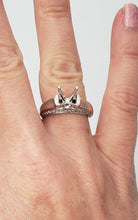 Load image into Gallery viewer, 750 18k WHITE GOLD .26ct ROUND DIAMOND FOUR PRONG ENGAGEMENT SEMI MOUNT RING