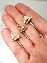 Load image into Gallery viewer, 14k YELLOW GOLD 1.00ct TRILLION DIAMOND & SAPPHIRE TUXEDO BUTTONS