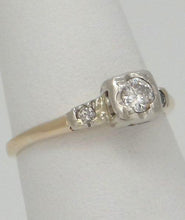 Load image into Gallery viewer, LADIES VINTAGE 14K YELLOW GOLD 1/4ct THREE DIAMOND PROMISE ENGAGEMENT RING