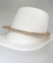 Load image into Gallery viewer, 14k Yellow Gold 3.00ct Diamond Filigree Triangular Oval Bangle Bracelet