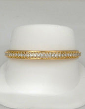 Load image into Gallery viewer, Ladies 14k Yellow Gold 6.00ctw Round Diamond Hard Bangle Bracelet