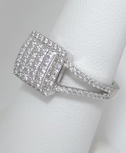 Load image into Gallery viewer, 750 18k White Gold .98cts Diamond Princess Square Halo Ring