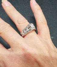 Load image into Gallery viewer, Ladies 14k White Gold 1.00ct Princess Cut Floating Diamond Engagement Ring