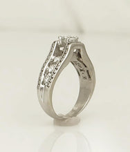 Load image into Gallery viewer, Ladies 14k White Gold 1.00ct Princess Cut Floating Diamond Engagement Ring
