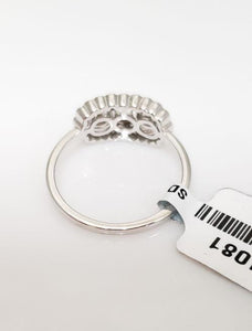 14K WHITE GOLD .75ct VINTAGE STYLE THREE STONE DIAMOND RING