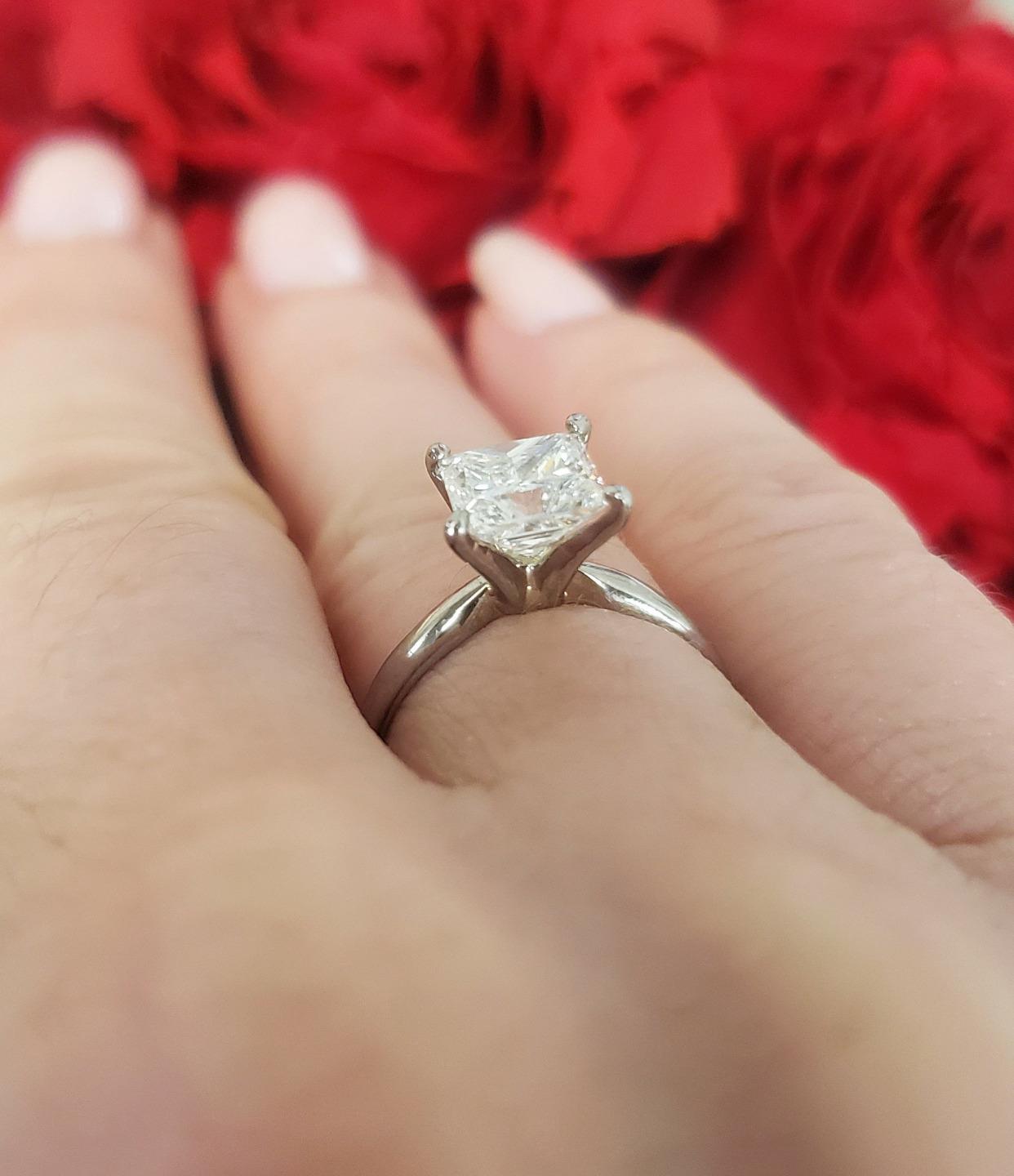 Princess Cut Diamond Engagement Ring in 14k White Gold (VS2/KL)