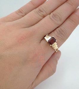 10k Yellow Gold Solitaire Emerald Cut Rectangle Garnet Gemstone Ring