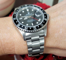 Load image into Gallery viewer, (1991) 40mm Rolex GMT Master II Stainless Steel Oyster Automatic Watch 16710
