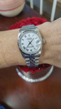 Load and play video in Gallery viewer, Rolex Datejust 31mm 68274 Steel 18k White Gold Fluted Quickset White Roman Auto

