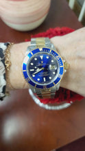 Load and play video in Gallery viewer, Rolex Submariner 16613 Two Tone Oyster 40mm Blue Tritium Dial 1996 Auto
