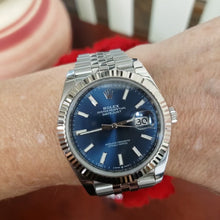 Load and play video in Gallery viewer, Rolex Datejust 41mm Stainless Steel Jubilee 18k Gold Fluted Blue Dial 126334
