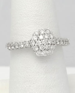 14k White Gold .82ct Round Diamond Cluster Flower Ring