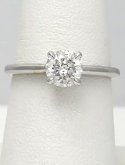 585 14k White Gold 1.00ct Round Diamond Solitaire Engagement Ring
