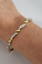 Load image into Gallery viewer, 18K Two Tone 2.00ct Diamond Wavy Tennis Bracelet in White and Yellow Gold
