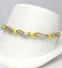 Load image into Gallery viewer, 18K Two Tone 2.00ct Diamond Wavy Tennis Bracelet in White and Yellow Gold
