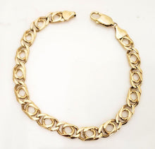 Load image into Gallery viewer, Mens 14K Italian Yellow Gold 7mm Infinity Link Bracelet 8 1/2&quot;
