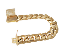 Load image into Gallery viewer, Mens 15ct T.W. Diamond XL 20mm Cuban Link Bracelet in 14k Gold 9&quot;
