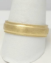 Load image into Gallery viewer, 14k YELLOW GOLD BRUSHED MILGRAIN WEDDING BAND CROWN 6MM
