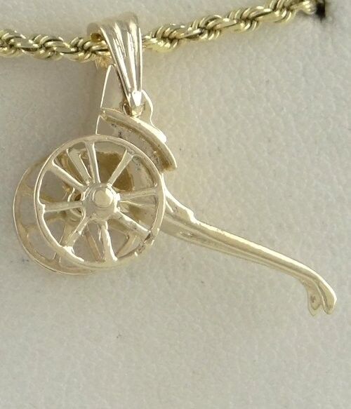 LADIES 14K YELLOW GOLD 3D CARRIAGE FINE JEWELRY HIGH POLISH BRACELET CHARM .97