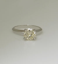 Load image into Gallery viewer, 14k White Gold 1.26ct VS2 Round Natural Diamond Solitaire Engagement Ring
