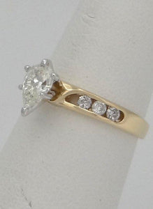LADIES 14K YELLOW GOLD .56c PEAR SHAPED & ROUND 3/4ct DIAMOND ENGAGEMENT RING