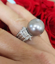 Load image into Gallery viewer, Exquisite 14k White Gold 14mm Tahitian Pearl and Diamond Ring
