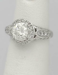 18k WHITE GOLD 1.00ct ROUND DIAMOND VS2 HALO ENGAGEMENT RING