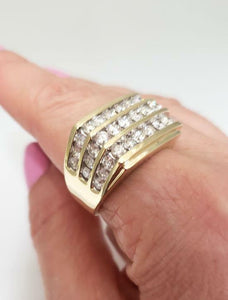 MENS 3.00ct DIAMOND RECTANGLE TOP LINEAR RING in 10K YELLOW GOLD