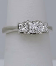 Load image into Gallery viewer, 14k WHITE GOLD 1.00ct PRINCESS CUT DIAMOND THREE STONE ENGAGEMENT RING
