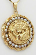 Load image into Gallery viewer, 14k YELLOW GOLD ROUND PENDANT WITH TWO FISH &amp; PEARLS
