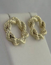 Load image into Gallery viewer, LADIES 14K YELLOW GOLD CIRCLE ROPE SOLID NOT PEIRCED EARRINGS
