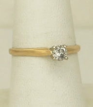 Load image into Gallery viewer, LADIES 10K YELLOW GOLD 0.28ct ROUND DIAMOND SOLITAIRE ENGAGEMENT WEDDING RING
