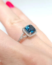 Load image into Gallery viewer, 1 1/2ct ROUND LONDON BLUE TOPAZ &amp; DIAMOND SPLIT SHANK RING in 14K WHITE GOLD
