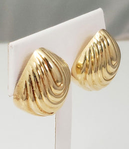 14k Yellow Gold Hollow Puff Domed Ribbed Earrings
